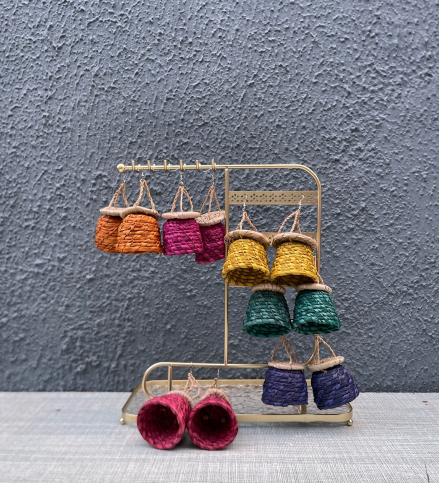 THE COVERED BASKET RAFFIA EARRINGS